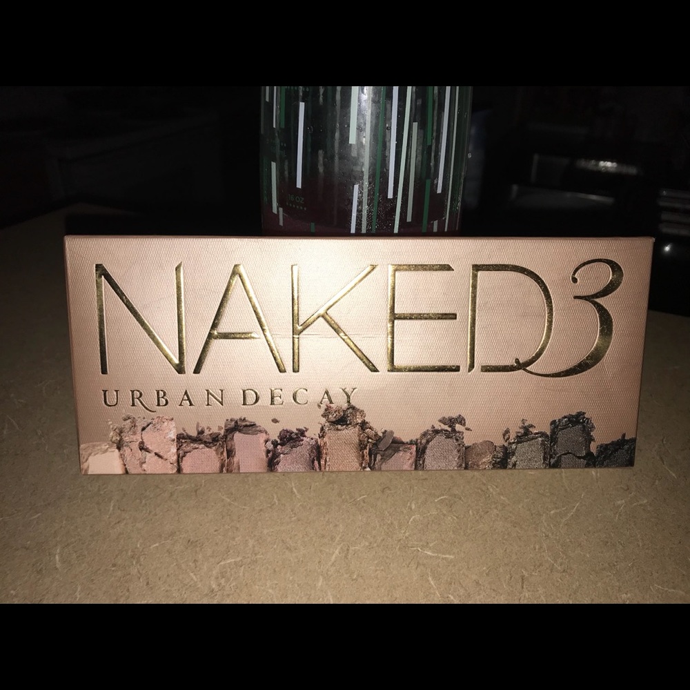 ✨ BRAND NEW ✨ Naked 3 Palette 💄
